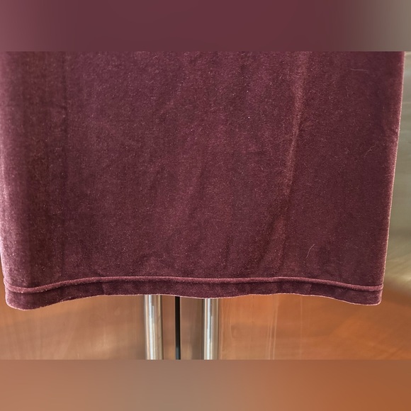 Adidas Maroon Velvet Dress with Logo - Picture 5 of 7